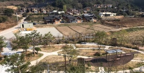 금산군 치유정원 > 시설안내 > 산꽃마을 자연치유센터 산꽃마을 자연치유센터