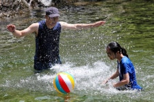 축령산 자연휴양림으로 떠나다. | 오늘의 기회 | 경기도는 오늘 | 뉴스 | 경기도청 자연을 벗삼아 휴양할 수 있는 곳! 축령산 자연휴양림으로... 