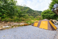 꽃댕이오토캠핑장