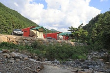 상동 선바위골 국민여가캠핑장