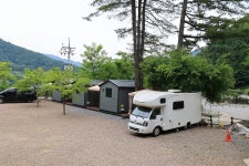 유명산 계곡 캠핑장