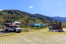 금천계곡 야영장