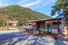 월악산억수솔밭캠핑장