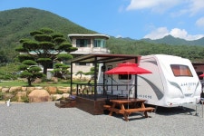 소나무 풍경 펜션 야영장 고캠핑