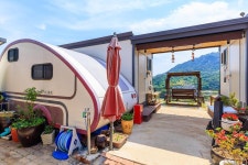 합천호 문워크 카라반 캠핑