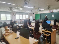포토갤러리 < 학생생활 | 경기국제통상고등학교 경기국제통상고등학교