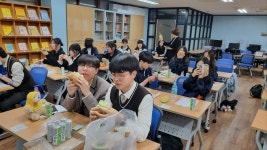 취업특성화활동 < 진로마당 | 경기국제통상고등학교 경기국제통상고등학교