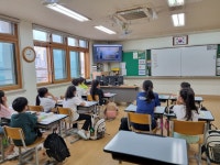 활동모습 / 보도자료 < 연구학교 운영 | 부천신흥초등학교 부천신흥초등학교