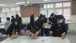 소행성갤러리 < 학생생활 | 소사중학교 소사중학교