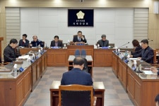 사진으로 보는 의정 > 의정활동 > 공주시 의회  사진으로 보는 의정 > 의정활동 >