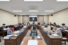 사진으로 보는 의정 > 의정활동 > 공주시 의회  사진으로 보는 의정 > 의정활동 >