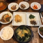 줄서서먹는다는 부산 유명 미역국.jpg - 고급유머 줄서서먹는다는 부산 유명 미역국.jpg