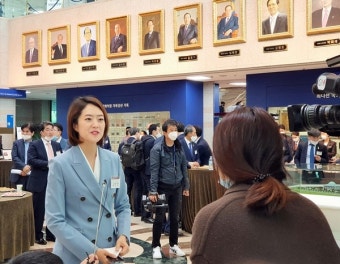 21대 초선의원 의정연찬회…일하는 국회 다짐