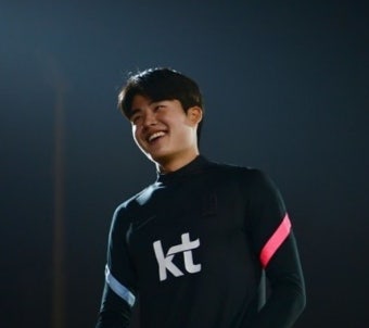 [하나원큐 K리그 시상식] 울산 설영우, 영플레이어상 수상