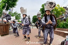 [국제포토] 멸종 위기 동물 나 좀 구해줘