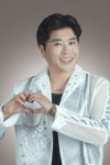 하반기 트로트 경연 프로그램 대결, 택배가수 이용주 꽃분이로 인기몰이 중
