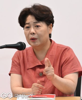 인적 쇄신 관련 발언하는 윤희숙 혁신위원장