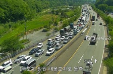 [실시간 현장] 동전터널 우회하세요… 창원 진동→마산 방향 정체