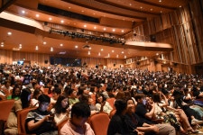 포토갤러리<알림마당<군산예술의전당