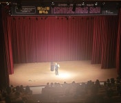 포토갤러리<알림마당<군산예술의전당