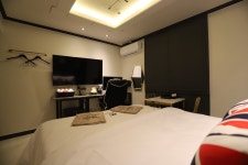 군산 JNK Classic Hotel 6th Rose Gold 게시글 보기 < 일반 호텔 < 숙박 < 음식/숙박/쇼핑 < 문화관광