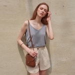 로에일 LOEIL CLEAN V-NECK SLEEVELESS_SKY BLUE