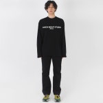 체크인아웃스튜디오(CHECK IN OUT STUDIO) CUTTING LINE CENTER LOGO T-SHIRT (BLACK) | GVG 스토어. 전 세계직배송.