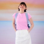 유니스튜디오(UNI STUDIO) UNI HOTFIX CROP T-SHIRT (BABY PINK) | GVG 스토어. 전 세계직배송.