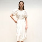 바이말리(BYMALLEE) 라떼 원피스 WHITE | GVG 스토어. 전 세계직배송.