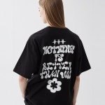 낫띵이즈베럴댄미(NOTHING IS BETTER THAN ME) DOT LETTERING TEE_BLACK | GVG 스토어. 전 세계직배송.