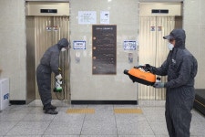 (글보기)경주시노인종합복지관 운영 재개 따른 방역 실시… 코로나19로부터 안전한 환경 조성 | 경주시정뉴스 - 시정소식 >최신기사