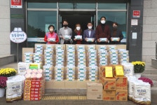 (글보기)경주연합의원·세영클린텍·푸른약국, 지역 어르신 위한 의료용품·생필품 키트 100세트 기부 | 경주시정뉴스 - 시정소식 >최신기사