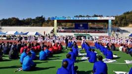 (글보기)제26회 안강읍민체육대회, 화합과 소통의 장 열어 | 경주시 북경주행정복지센터(안강읍) - 열린마당>우리마을 소식 경주시... 
