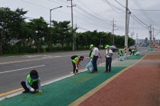 (글보기)경주시 황오동 자연보호협의회, 여름맞이 가로변 환경 가꾸기 실시 | 경주시정뉴스 - 시정소식 >최신기사