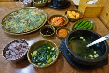 강변 굴국밥 | 전체 | 음식점 | 음식 | 경주문화관광 경주문화관광