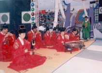 경주시 관광자원 영상이미지 - 이미지 다운로드 >신라문화제 >32회(2004년)