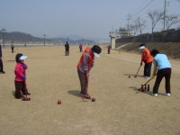 (글보기)서천둔치에서 장애인 재활을 위한 우드볼 운동 실시 | 경주시정뉴스 - 시정소식 >생활소식