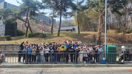 행사앨범-계산1동 주민자치회, 해서초등학교와 꽃심기 내용 | 동주민센터>효성1동>우리동소식