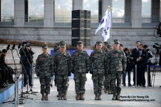 해병닷컴 - 해병대원들의 추모군무
