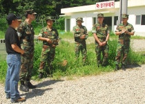 해병닷컴 - 한미해병대 시가지전투훈련후 기념촬영