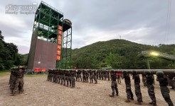 해병닷컴 - 해병대 신병 1307기 1·2교육대 극기주 - 훈련모음