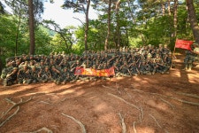 해병닷컴 - 해병대 신병 1293기 1교육대 천자봉 단체사진