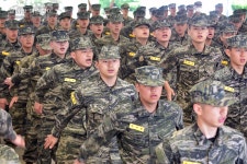 해병닷컴 - 해병대 신병 1305기 2교육대 2주차 - 제식훈련