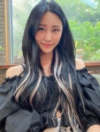 꼼꼼함을 무장한 네일아티스트 | 헤어인잡 인재정보 - 미용구인구직은 헤어인잡 hairinjob.com >꼼꼼함을 무장한 네일아티스트... 