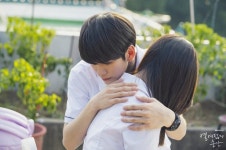 A Moment at Eighteen (열여덟의 순간) Korean  - Drama - Picture @ HanCinema :: The Korean Movie and Drama Database A Moment at... 