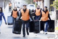길 위의 생명에 온정 한화갤러리아, 길고양이 보호활동 전개 - 사람과 동물의 행복한 동행 해피펫 길 위의 생명에 온정 한화갤러리아... 
