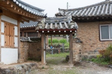 국가유산이미지 | 진주 청원리 이씨고가_협문 (촬영년도 : 2015년) 진주 청원리 이씨고가_협문 (촬영년도 : 2015년)
