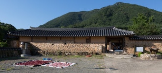 국가유산이미지 | 창녕 영산 신씨고가1_전경 (촬영년도 : 2015년) 창녕 영산 신씨고가1_전경 (촬영년도 : 2015년)