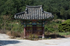 국가유산이미지 | 창녕 남휘, 정선공주 묘역_묘비 전경 (촬영년도 : 2015년) 창녕 남휘, 정선공주 묘역_묘비 전경 (촬영년도 : 2015년)
