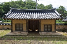 국가유산이미지 | 유후재및옥비_대문채 뒷면 (촬영년도 : 2015년) 유후재및옥비_대문채 뒷면 (촬영년도 : 2015년)